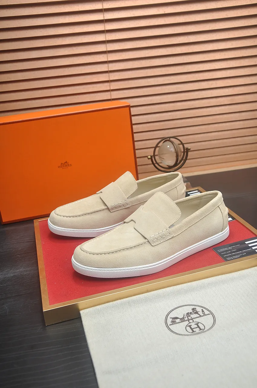 Men's Men's Shoes💰560💶[[HERMES]] (High-end Niuli) New 🍀 HERMES - top version of Hermès classic casual leather shoes! Made of imported original cowhide, the inner top layer is comfortable cowhide lining! Original wear-resistant rubber outsole! High quality products! Code number 39-45 (45 customized)